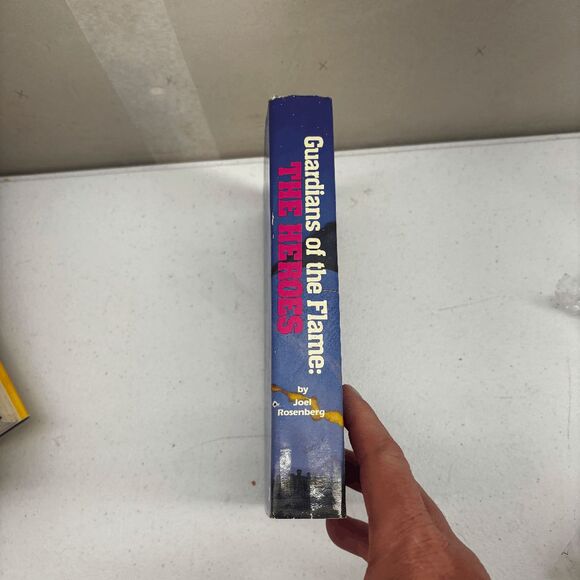 Guardians of the Flame : The Heroes by Joel Rosenberg 1987/1988 HCDJ BCE EUC - Picture 3 of 9